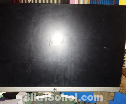 জুরুরি বিক্রি করা হবে একদম ফ্রেশ